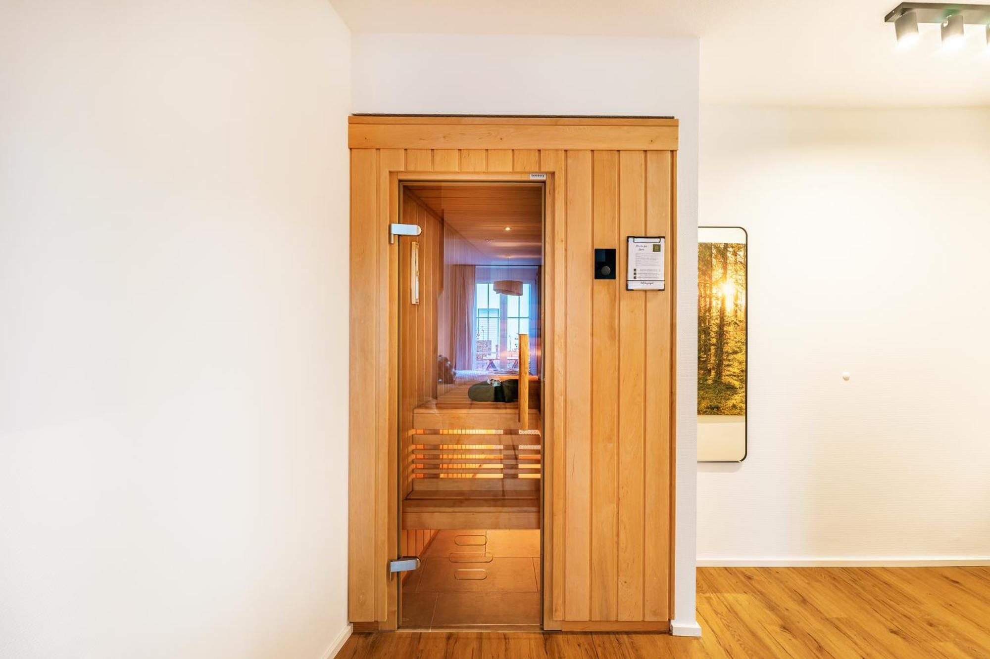 Black Forest Luxury Apartment Waldglueck Mit Sauna ケーニヒスフェルト・イム・シュヴァルツヴァルト エクステリア 写真